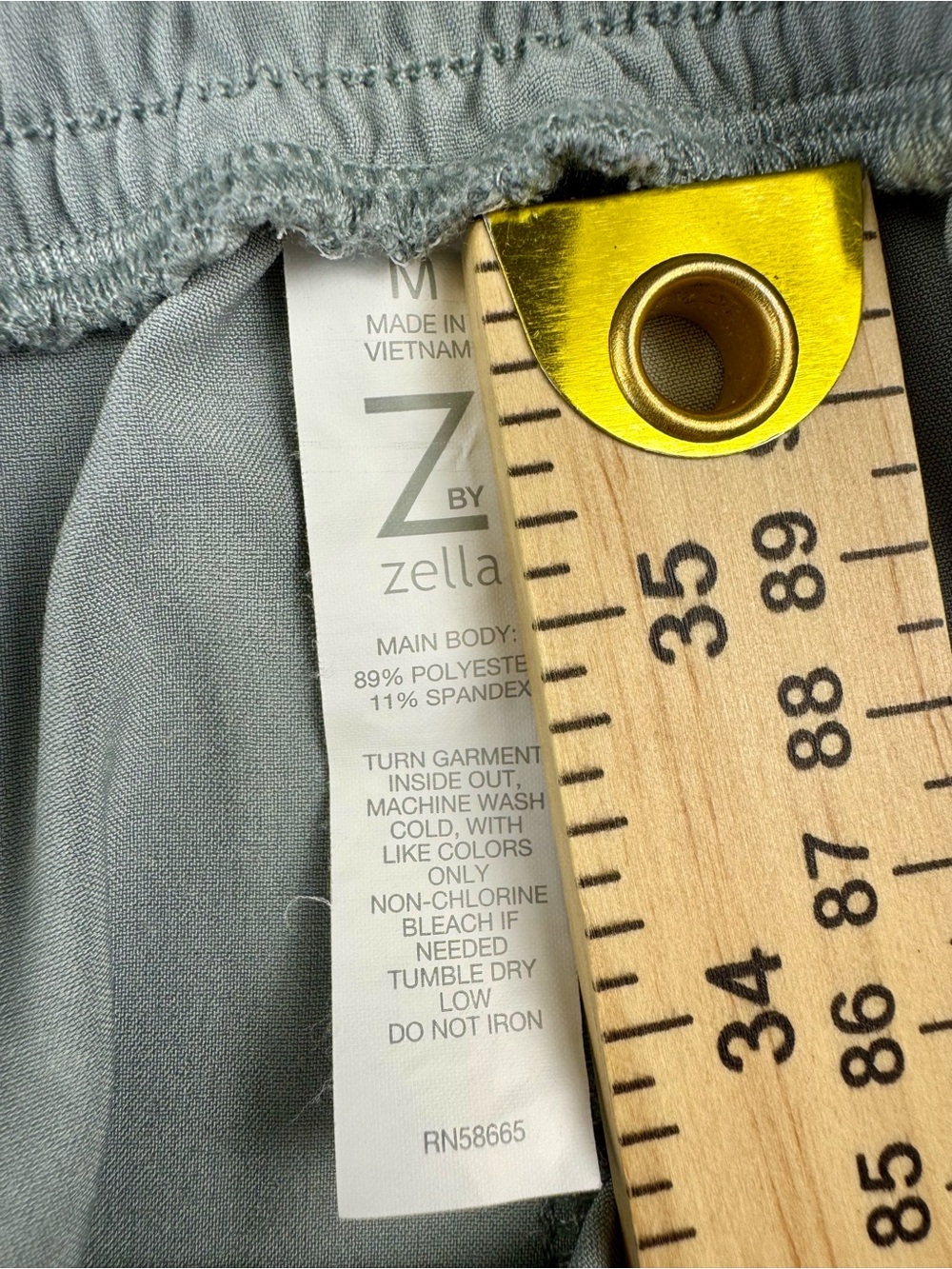 Z by Zella Green Gray Clay Go Ahead Athletic Shorts Elastic Waist Lightweight M - Picture 2 of 7